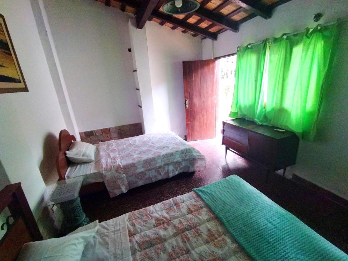 Hotel La Aparesida Areguá Buitenkant foto